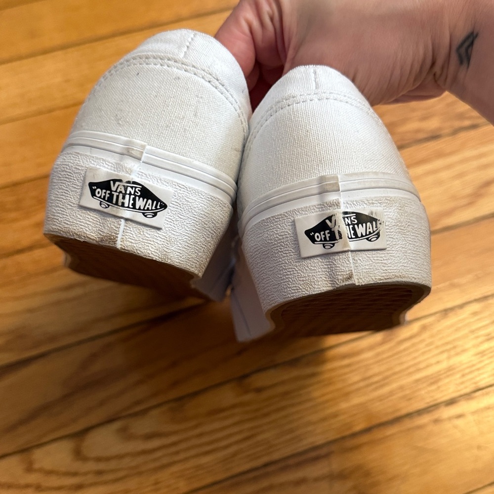 white vans classic slip-on platform sneakers - womens 7.5 - Picture 7 of 8